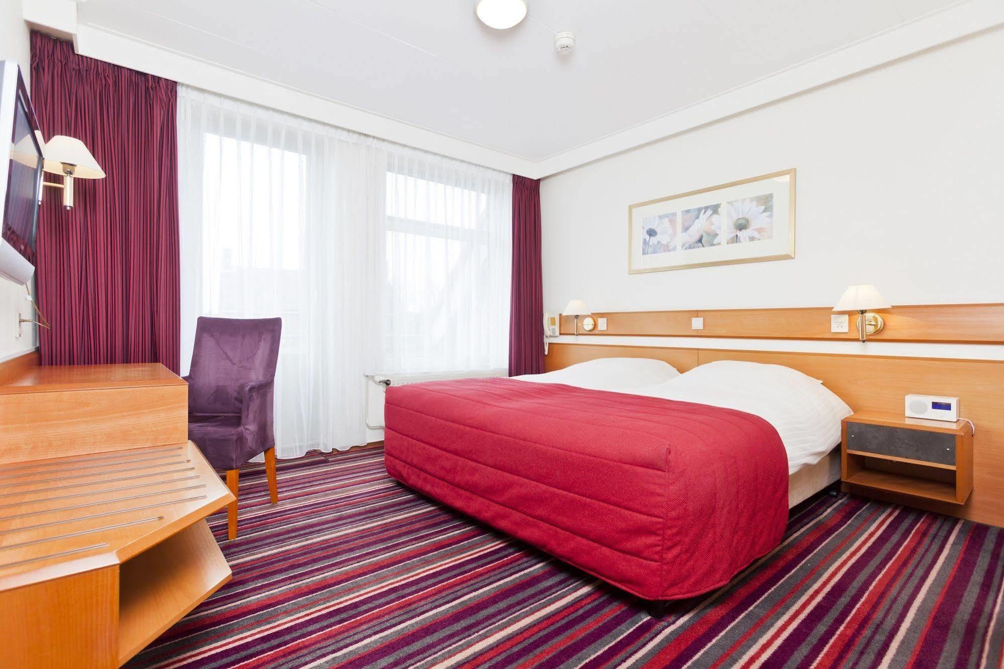 Hotel The Wigwam Домбург Экстерьер фото